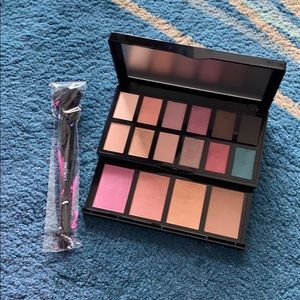 Lancôme blush and eyeshadow set with brush